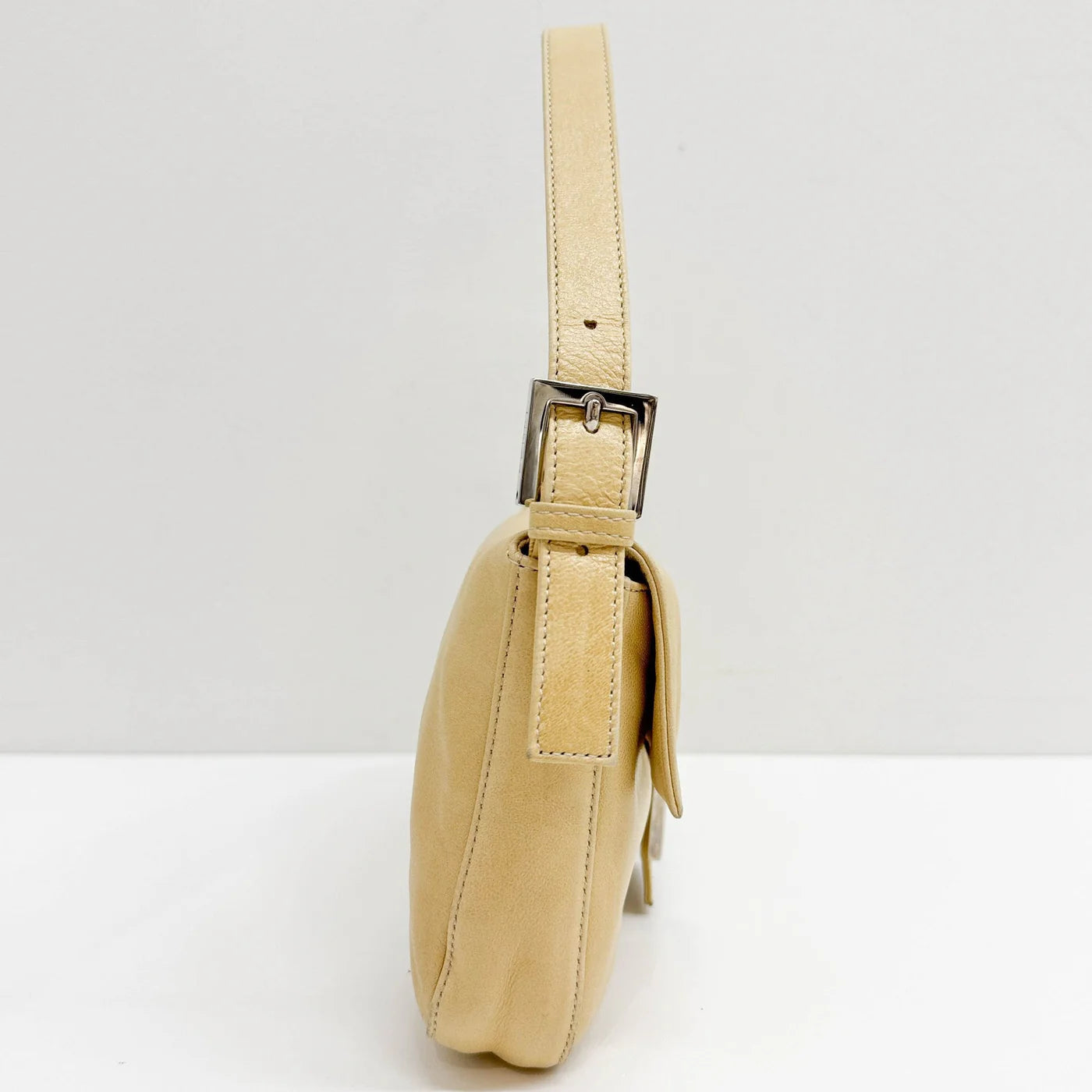 Light Brown with Pink Buckle Baguette