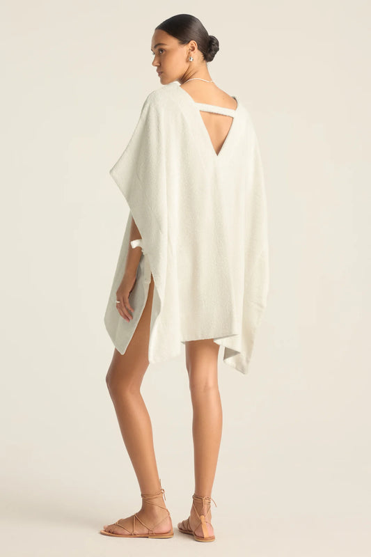 Oasis Poncho in Vanilla Harbor Terry