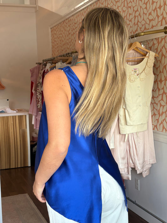 Lou One-Piece Scoop Neck
