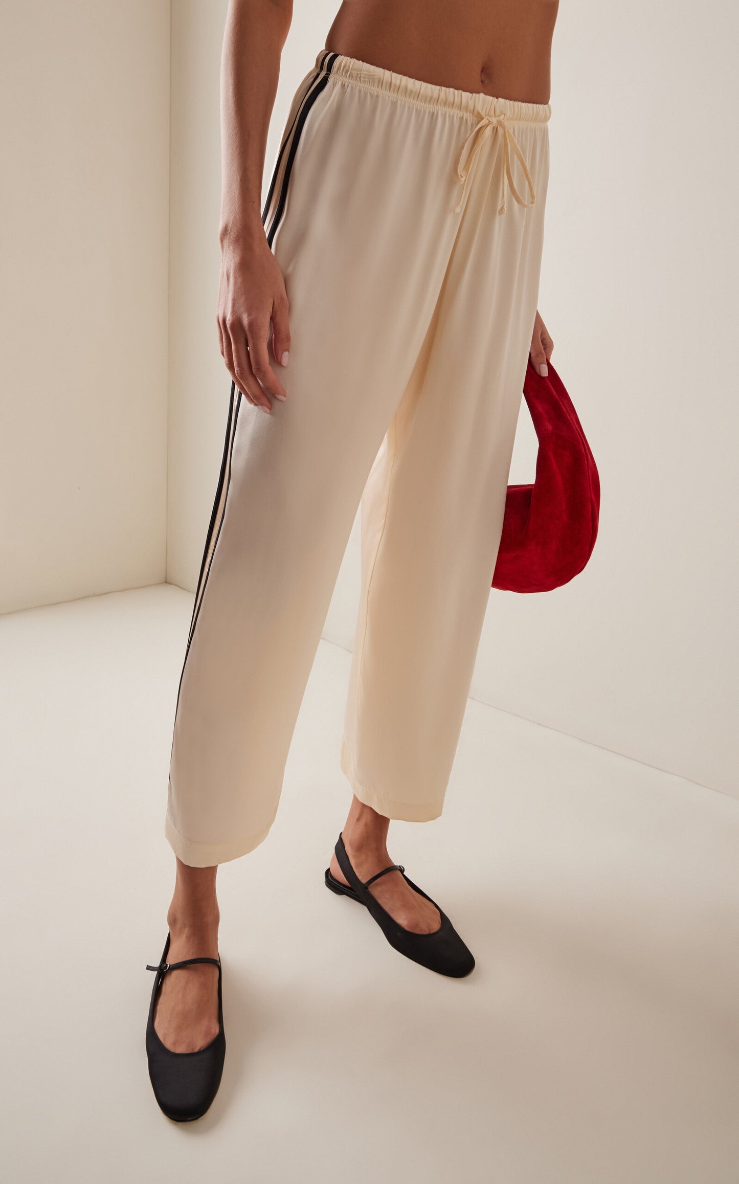 Silk Crop Pant