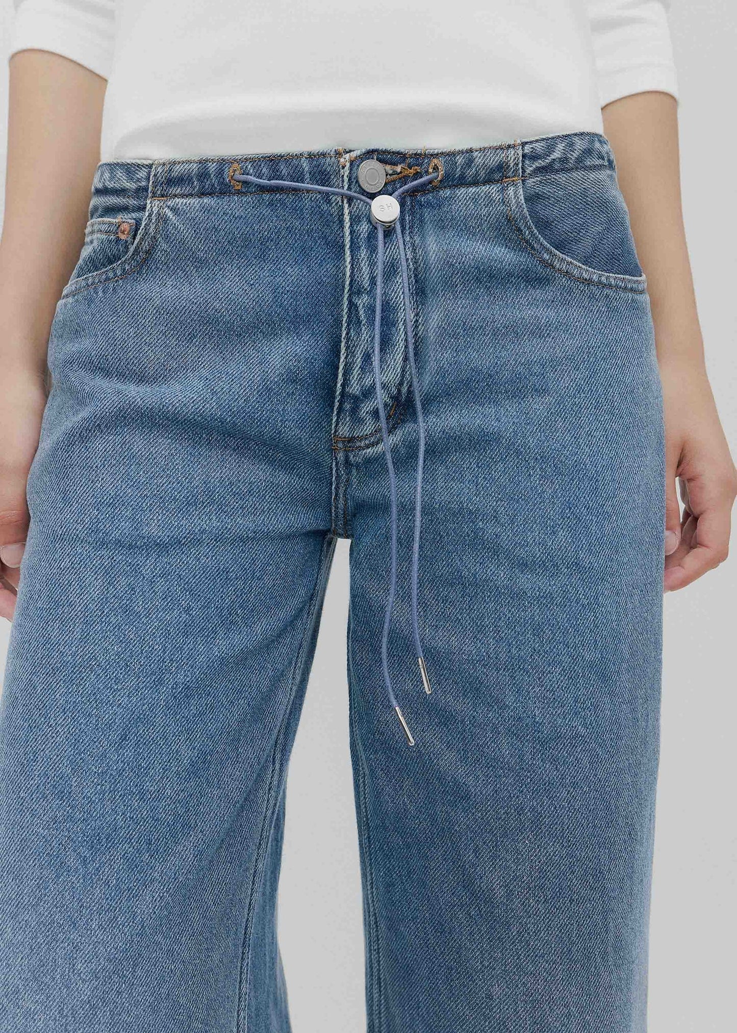 SPORT JEAN in Classic Blue