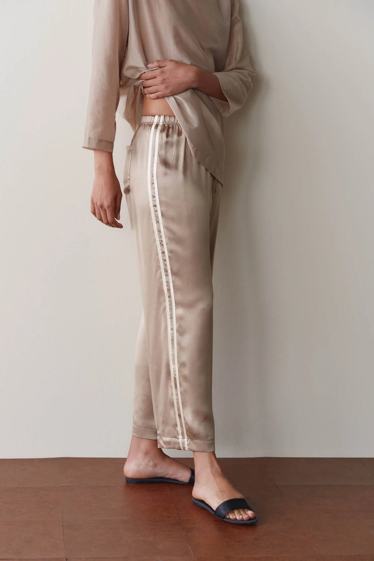Silk Crop Pant
